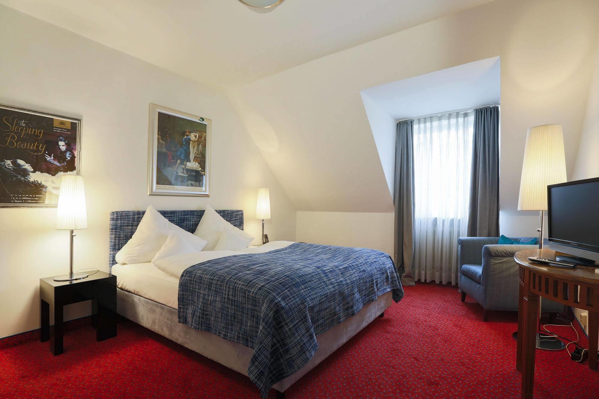 Hotel Nymphenburg - Munich